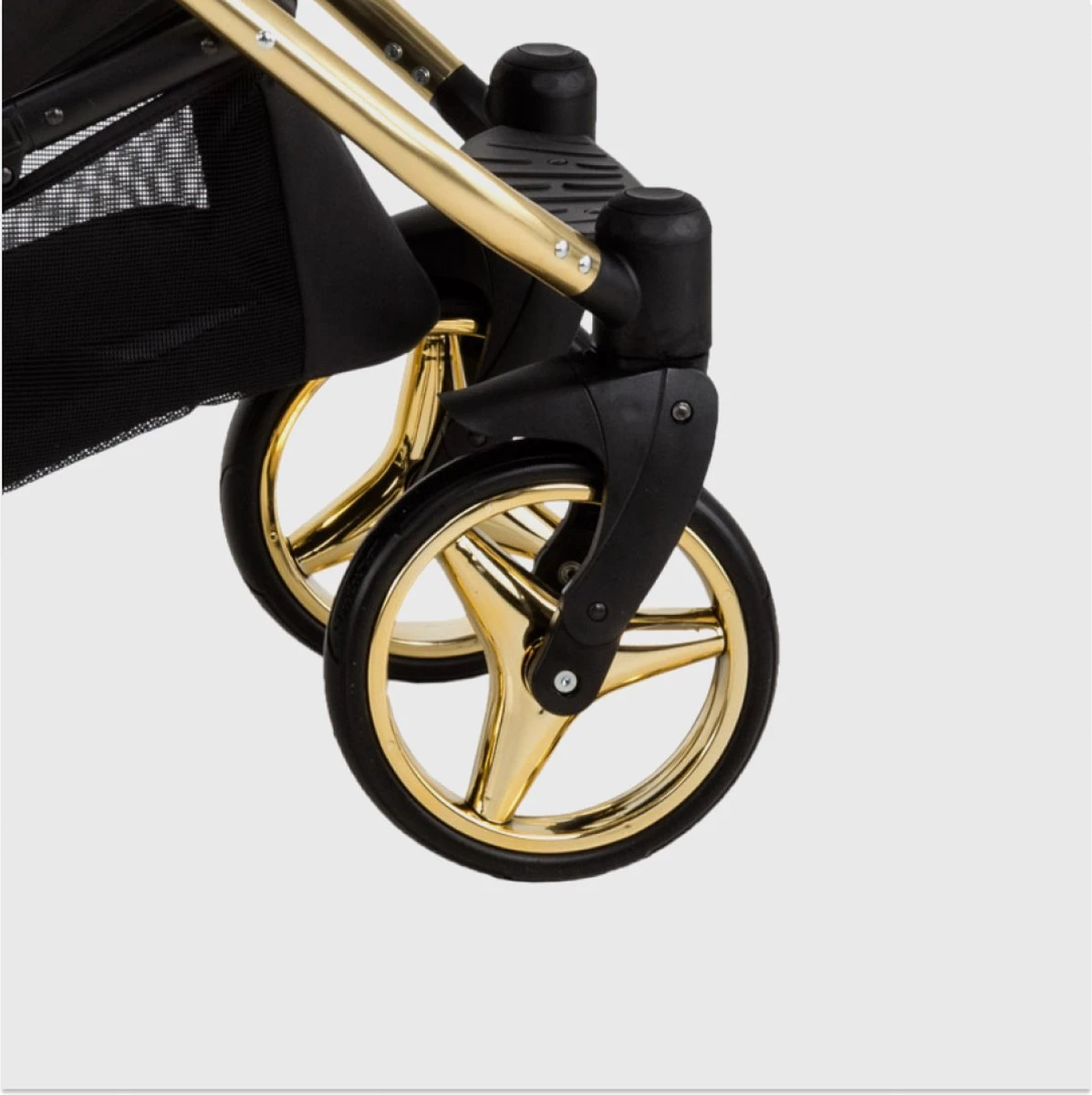 Adamex Reggio Special Y-847 Kinderwagen 2-1 4 Adamex Reggio Special Y-847 Kinderwagen 2-1 - Afbeelding 2