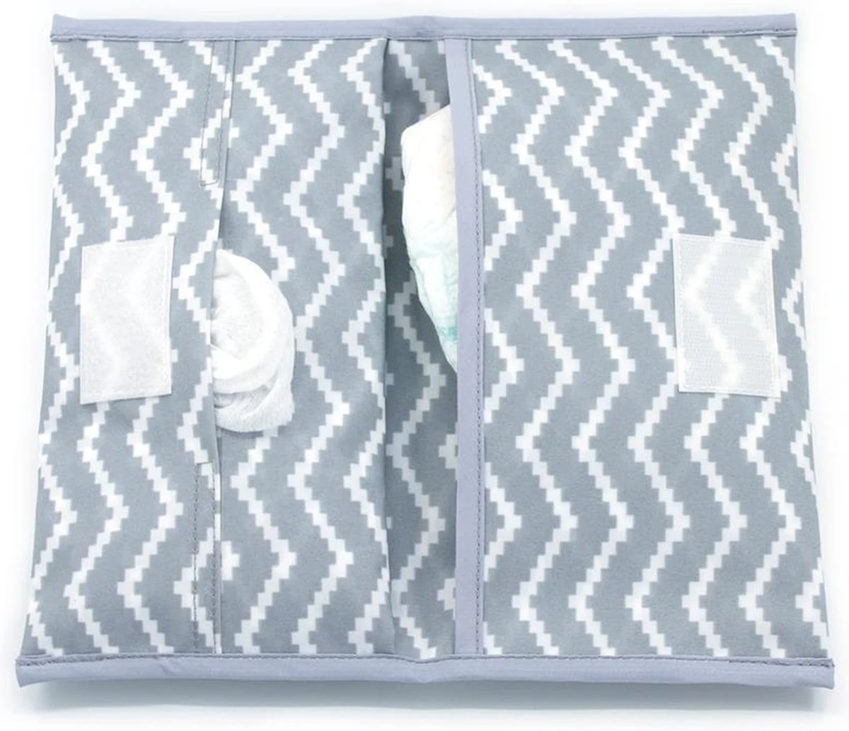 KipKep Napper Luieretui - Silver Grey 3 KipKep Napper Luieretui - Silver Grey