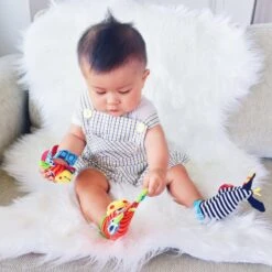 Playgro Pols- En Voetrammelaarset Zebra & Giraf - Set Van 4 Stuks, 2 Polsbandjes En 2 Rammelsokjes 18 Playgro Pols- En Voetrammelaarset Zebra & Giraf - Set Van 4 Stuks, 2 Polsbandjes En 2 Rammelsokjes -Babyproducten Korting 1200x1200 747