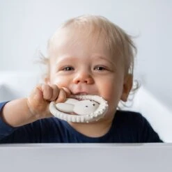 Bambolino Toys - Nijntje Bijtring - Natuurlijk Rubber - Kraamcadeau - Baby -Babyproducten Korting 1200x1200 776