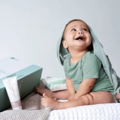 Naïf Plasticvrije Billendoekjes - Voordeelverpakking - 16 X 54 Doekjes - Met Natuurlijke Ingrediënten 16 Naïf Plasticvrije Billendoekjes - Voordeelverpakking - 16 X 54 Doekjes - Met Natuurlijke Ingrediënten -Babyproducten Korting 1200x1200 969