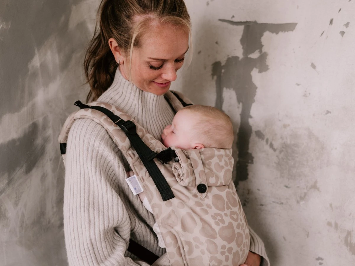 Draagzak - Pure Baby Love - Click & Go Baby - Panter Taupe - Maat 50 T/m 86 3 Draagzak - Pure Baby Love - Click & Go Baby - Panter Taupe - Maat 50 T/m 86