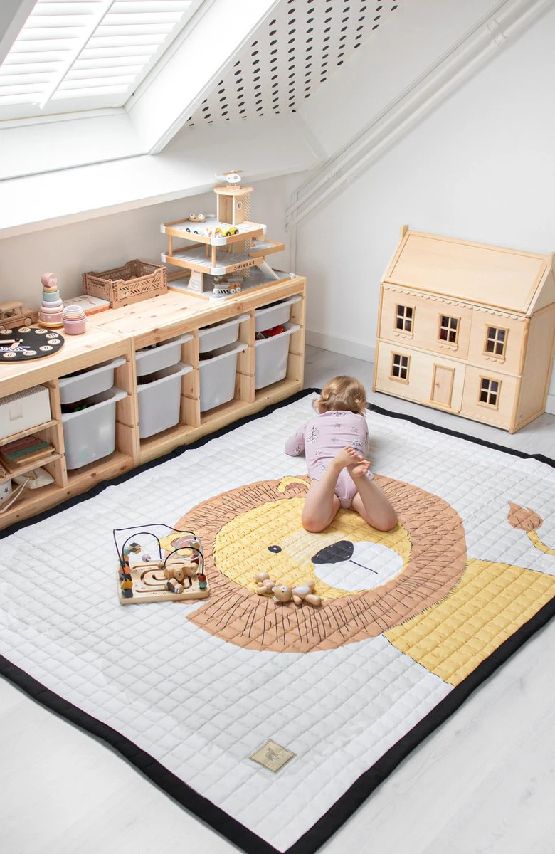 Love By Lily - Groot Speelkleed - Mr. Chairman Lion - 200x150cm 9 Love By Lily - Groot Speelkleed - Mr. Chairman Lion - 200x150cm - Afbeelding 7