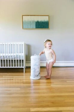 Ubbi® Ubbi Luieremmer - Marble - Metaal - Geurloos - Geen Navulcassettes Nodig 10 Ubbi® Ubbi Luieremmer - Marble - Metaal - Geurloos - Geen Navulcassettes Nodig -Babyproducten Korting 800x1200 127