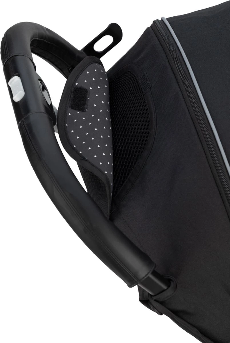 MoMi Wandelwagen Estelle - Zwart 15 MoMi Wandelwagen Estelle - Zwart - Afbeelding 13